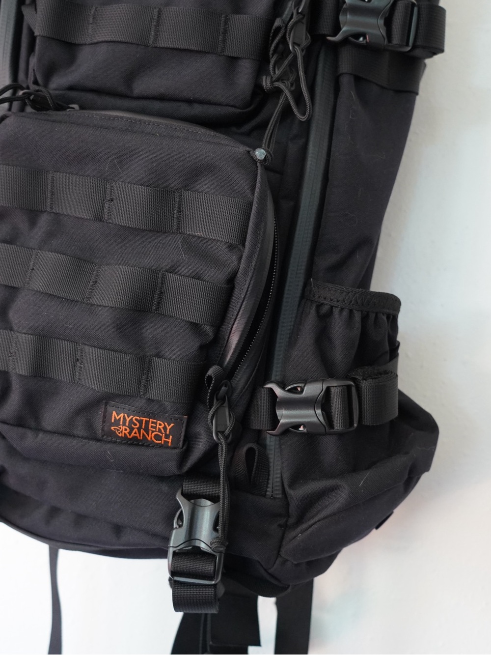 MYSTERY RANCH Blitz 30 Backpack Black MOLLE Tactical Used - Picture 8 of 13